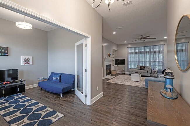Building Photo - 53737 Carrington Dr