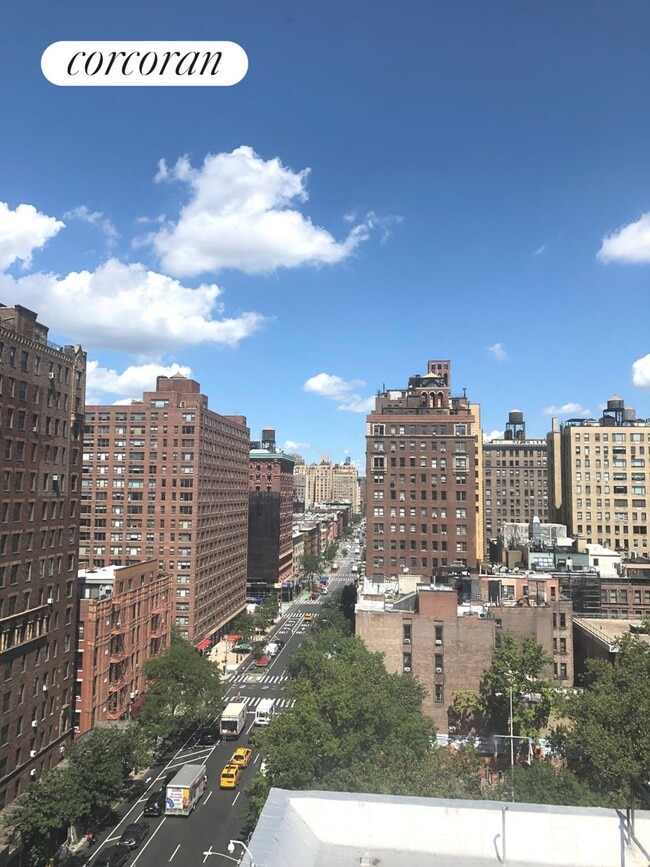Building Photo - 175 W 76th St