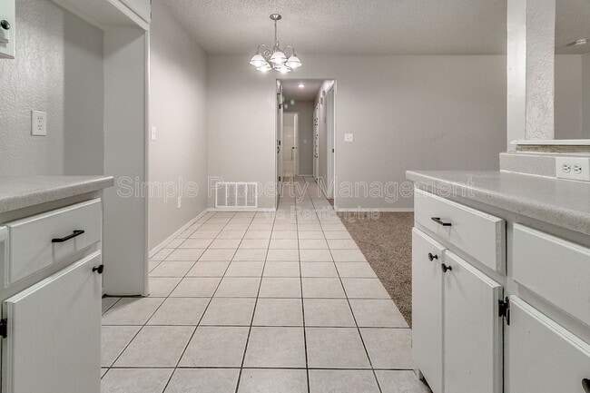 Building Photo - 129 SE 42nd St