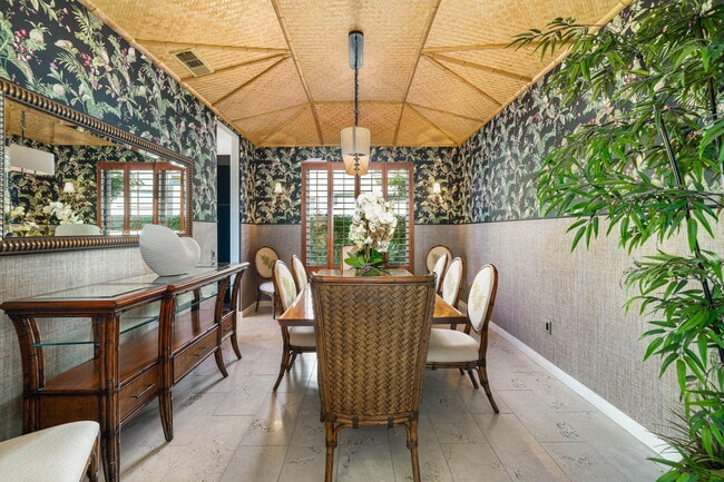 Building Photo - 81347 Camino Sevilla