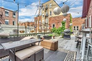 Building Photo - 78 Burd St