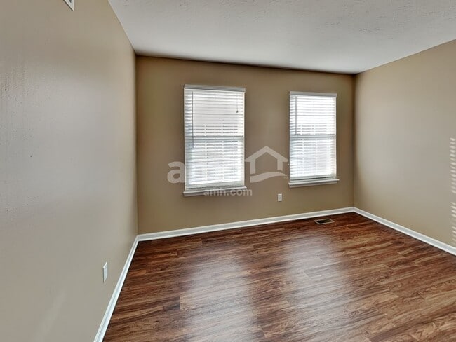 Building Photo - 911 Balsam Wood Ln