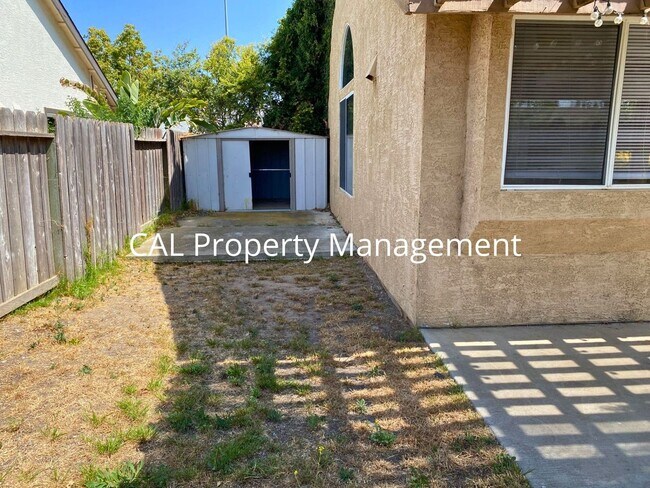 Building Photo - 3 Bed/ 2 Bath home in Soledad, CA