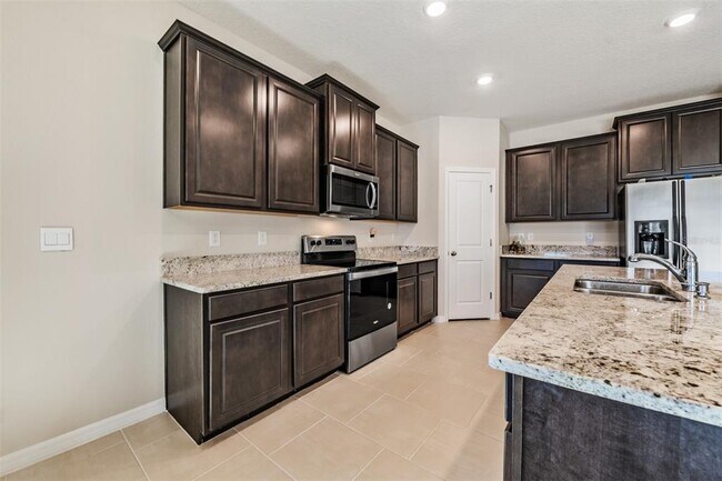 Building Photo - 10653 Tally Fawn Loop