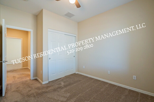 Building Photo - 6070 Wych Elm Pl