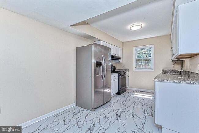 Building Photo - 8467 Ivy Glen Ct