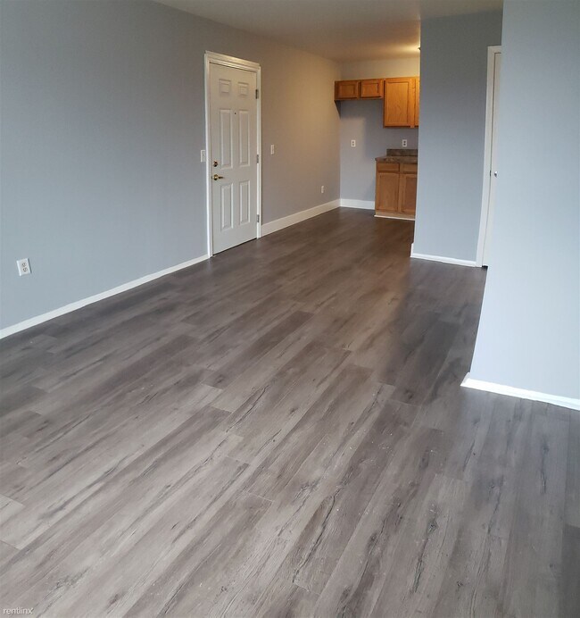 Building Photo - 2 br, 1 bath  - Ayre Village Commons D27