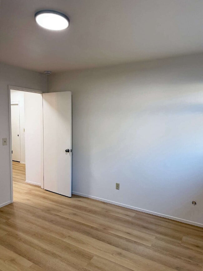 Building Photo - 2BD/1BA Single-Level Home Near Sonoma Plaza | Available Now!