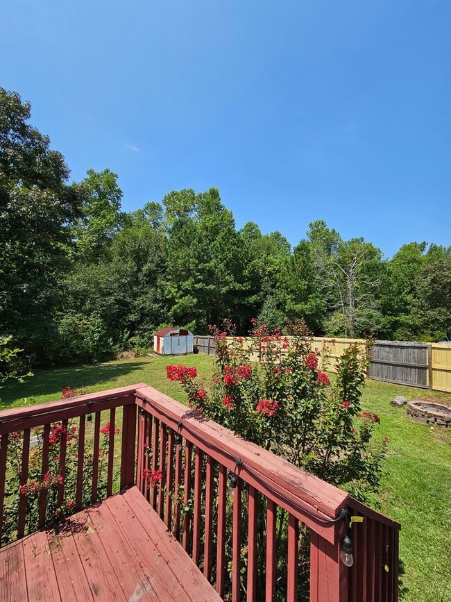 Building Photo - 3 Bedroom 2 Bath Richlands Home for Rent