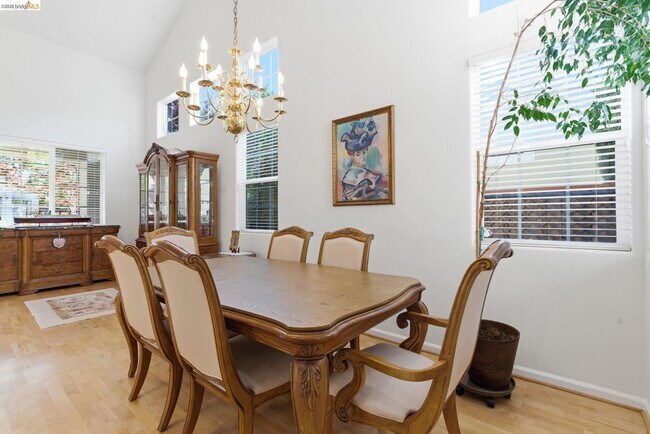 Building Photo - 257 Golf Links St