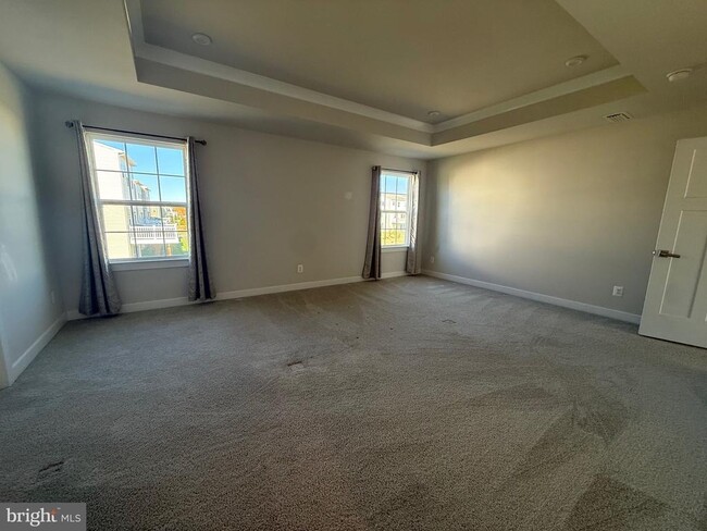 Building Photo - 440 Tree Of Heaven Way