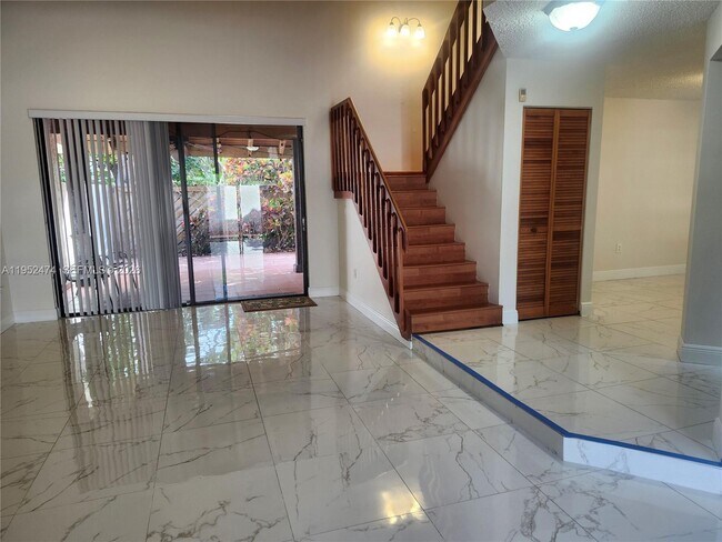 Building Photo - 12396 SW 94th Ln