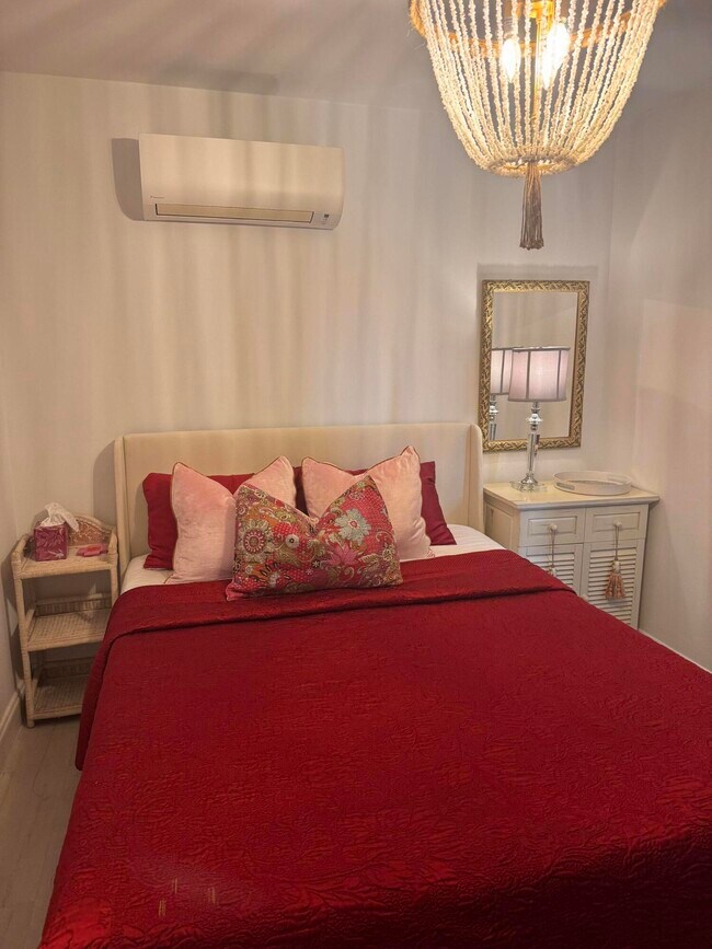 Building Photo - 1256 Palmetto Rd