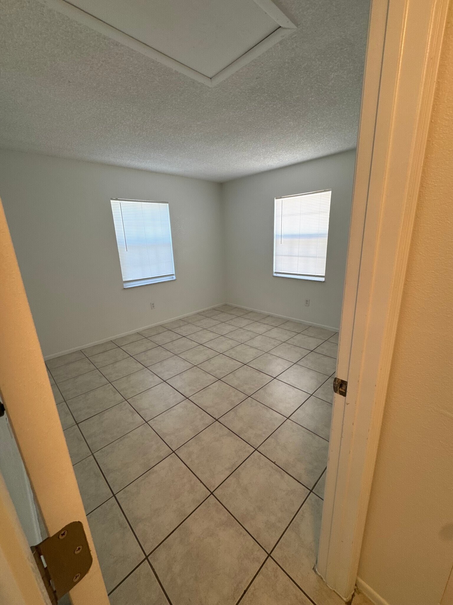 Building Photo - 1936 Wolford Rd