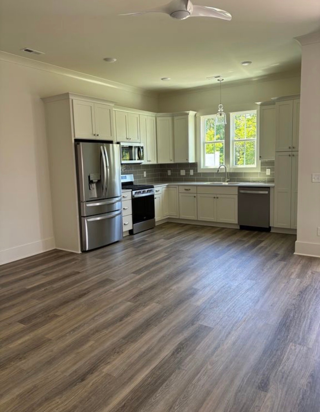 Building Photo - 1007 Tidal Ln