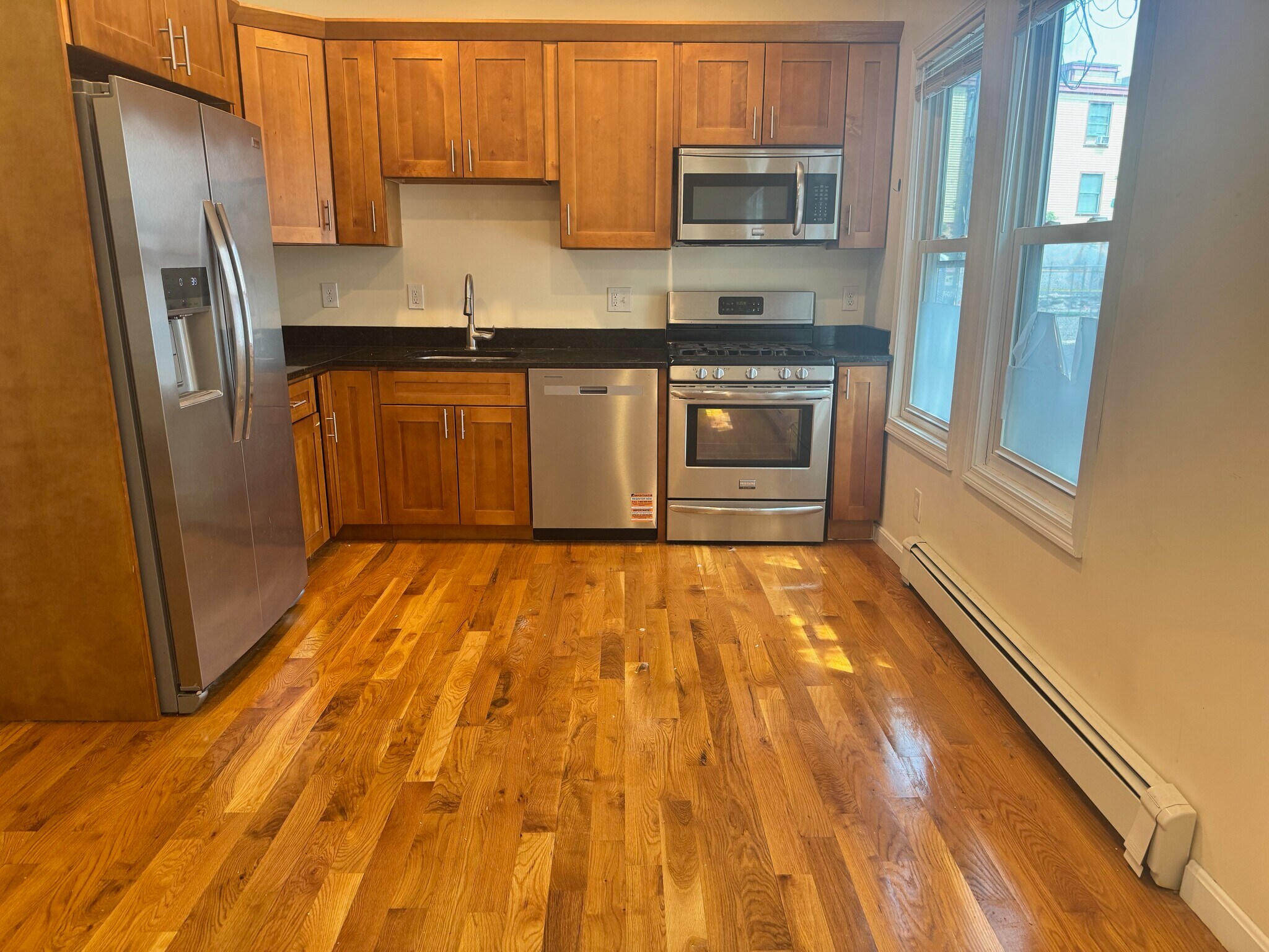 Building Photo - 81 Tremont St