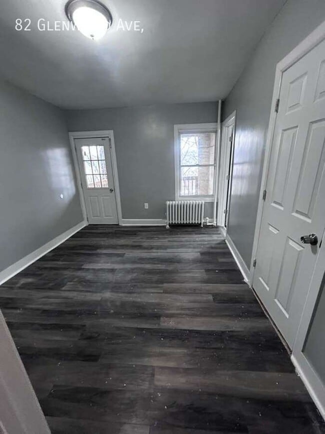 Building Photo - 82 Glenwood Ave