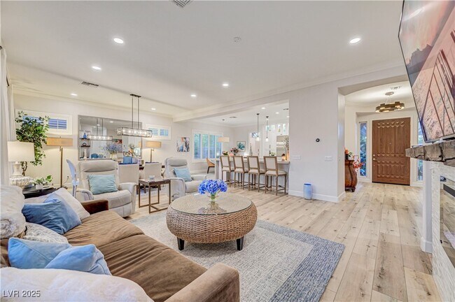 Building Photo - 105 Fountainhead Cir