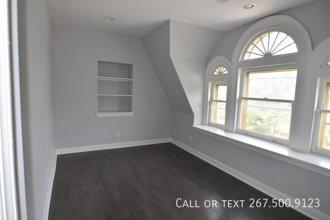 Building Photo - 4100 Parkside Ave