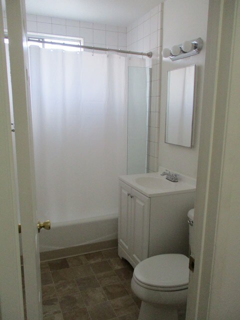 Bathroom - 10060 Laurel Ave