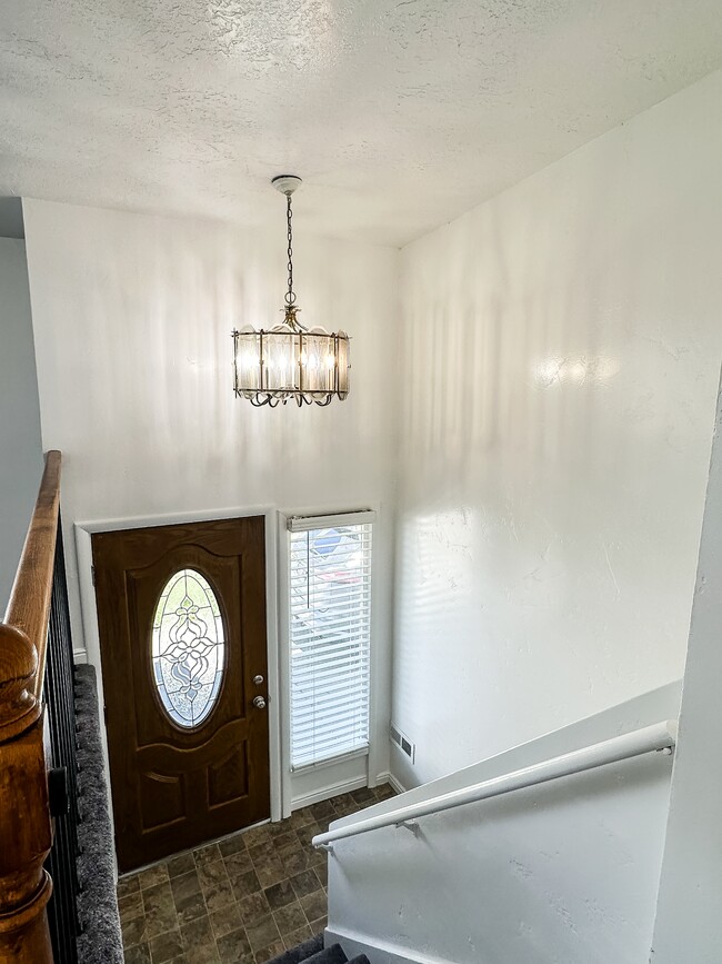 Building Photo - 6745 W 3860 S