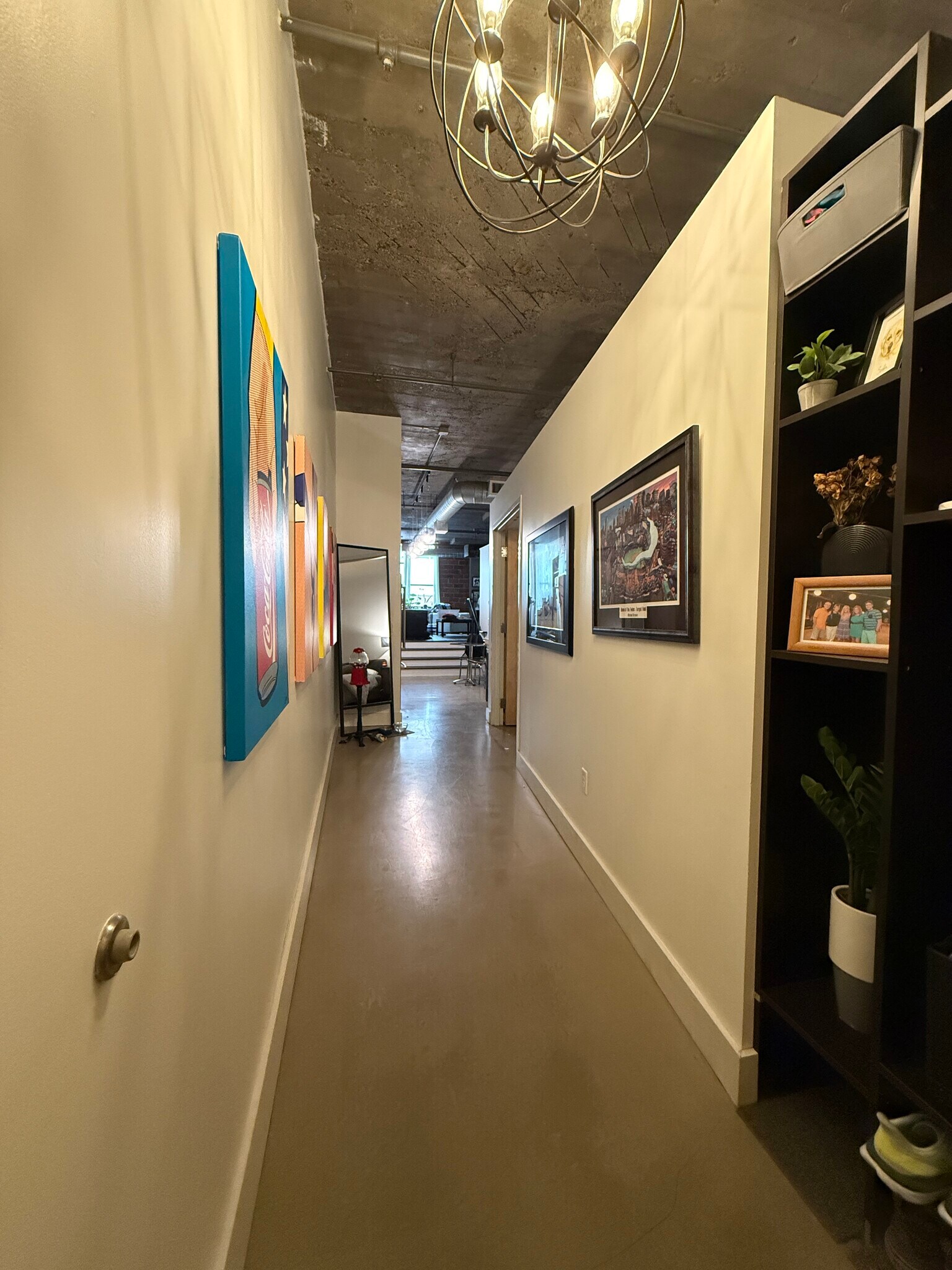 Building Photo - 718 Washington Ave N