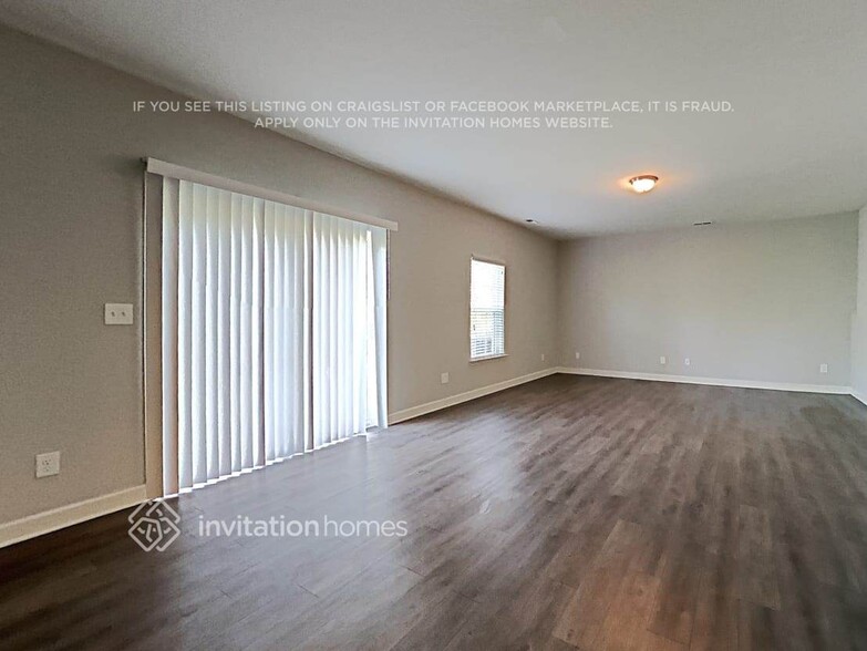 Building Photo - 120 Four Seasons Way