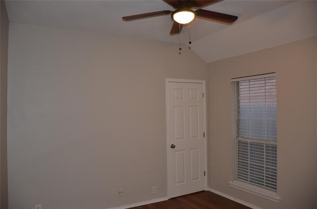 Building Photo - 4722 Park Bend Dr