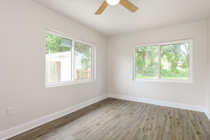 Building Photo - 2610 Ave N NW