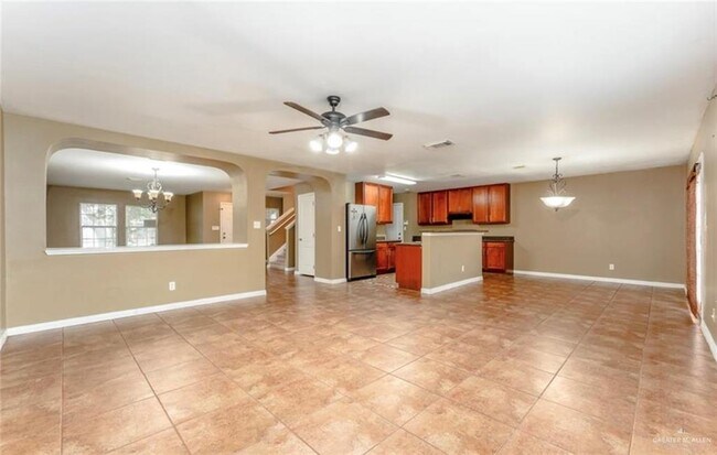 Building Photo - 12 Beatrice Ave