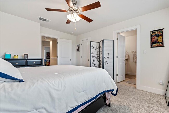 Building Photo - 603 White Steppe Way