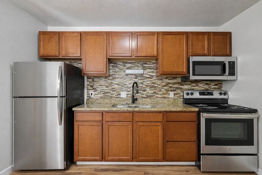 Building Photo - 3341 E Fountain Blvd