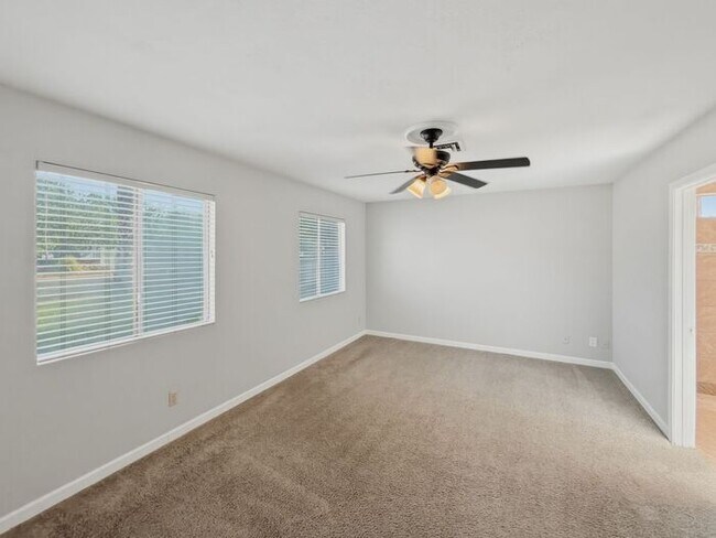 Building Photo - 3 Bedroom Home In Heart of Chandler for Rent