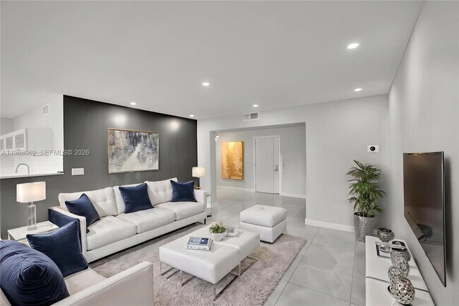 Building Photo - 1075 92nd St