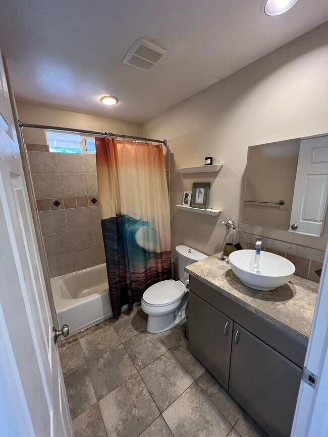 Guest bath upstairs near kitchen - 1360 Kekaulike Ave