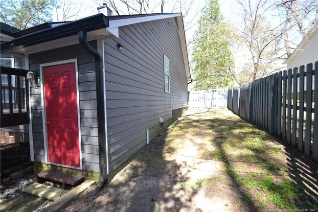 Building Photo - 4208 Loon Ln