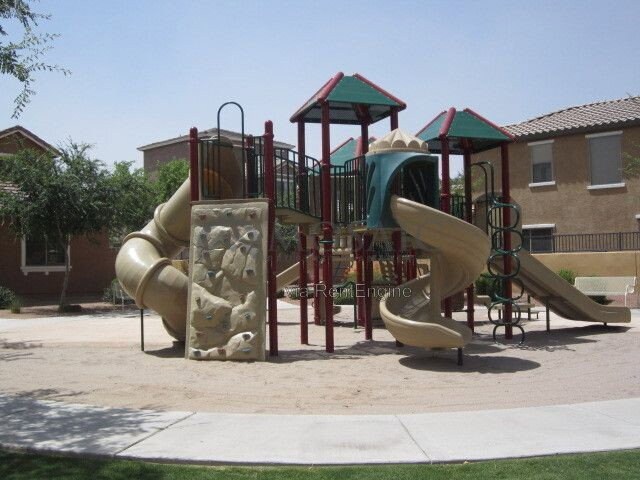 Building Photo - 599 S Buena Vista Ct