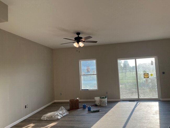 Building Photo - 1317 Sioux Turn