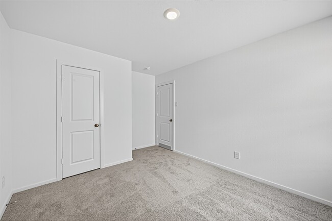 Building Photo - 5211 Esperanza