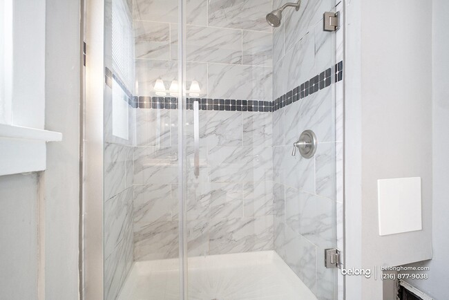 Building Photo - 3366 W 88th St