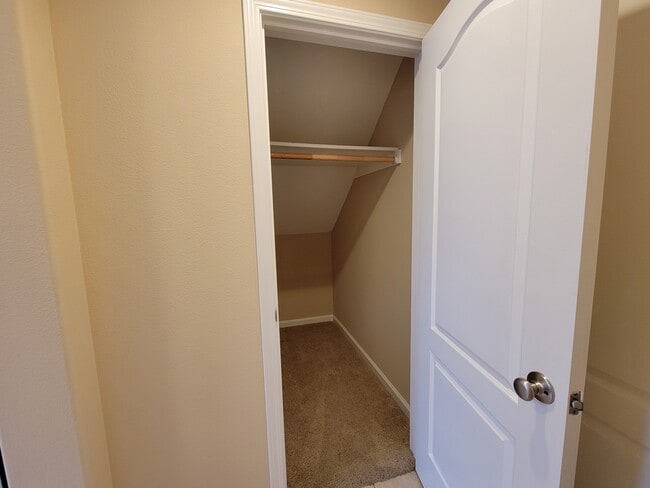 Building Photo - 2388 Vera Dr