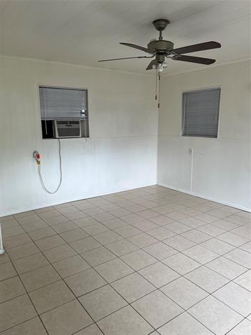 Building Photo - 6045 Sundown Dr