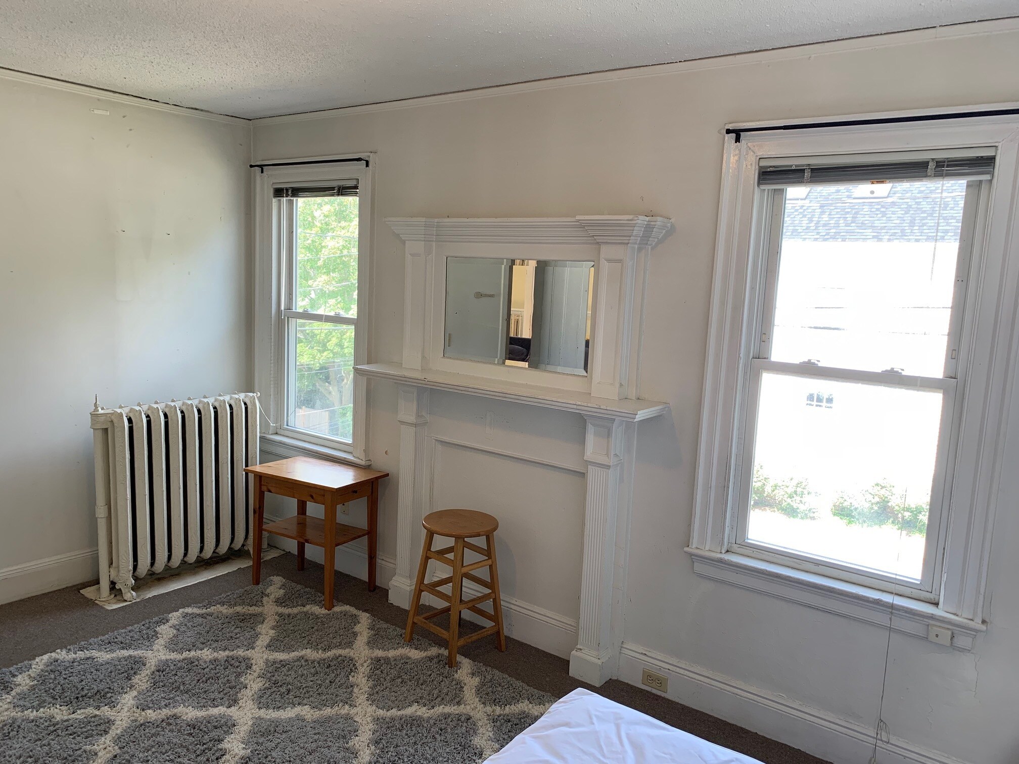 Building Photo - 501 Spring St