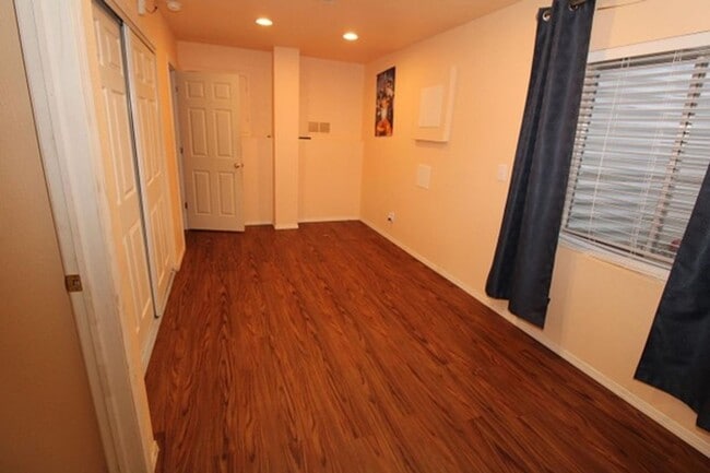 Building Photo - 4848 S Elk Ct