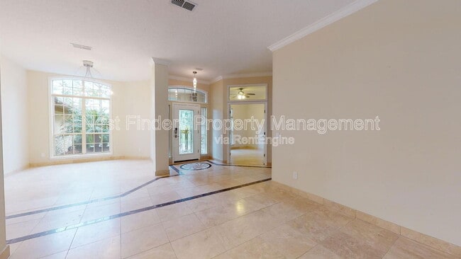 Building Photo - 7911 Vineyard Lake Rd N