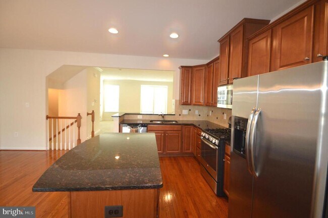 Building Photo - 42618 Drazenovich Epoch Ter