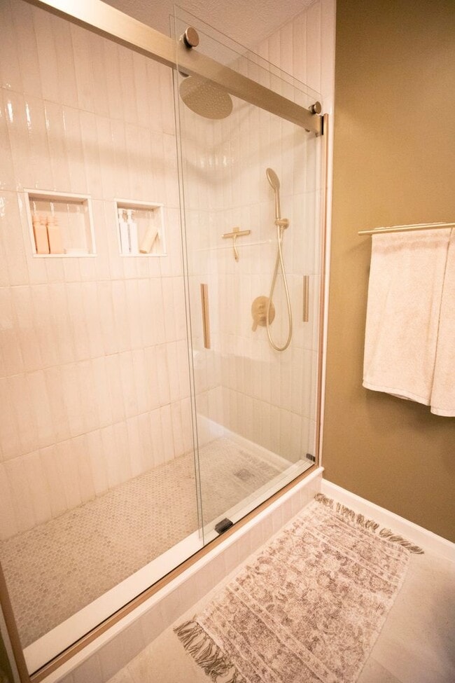 Building Photo - Townhouse at The Pinnacle