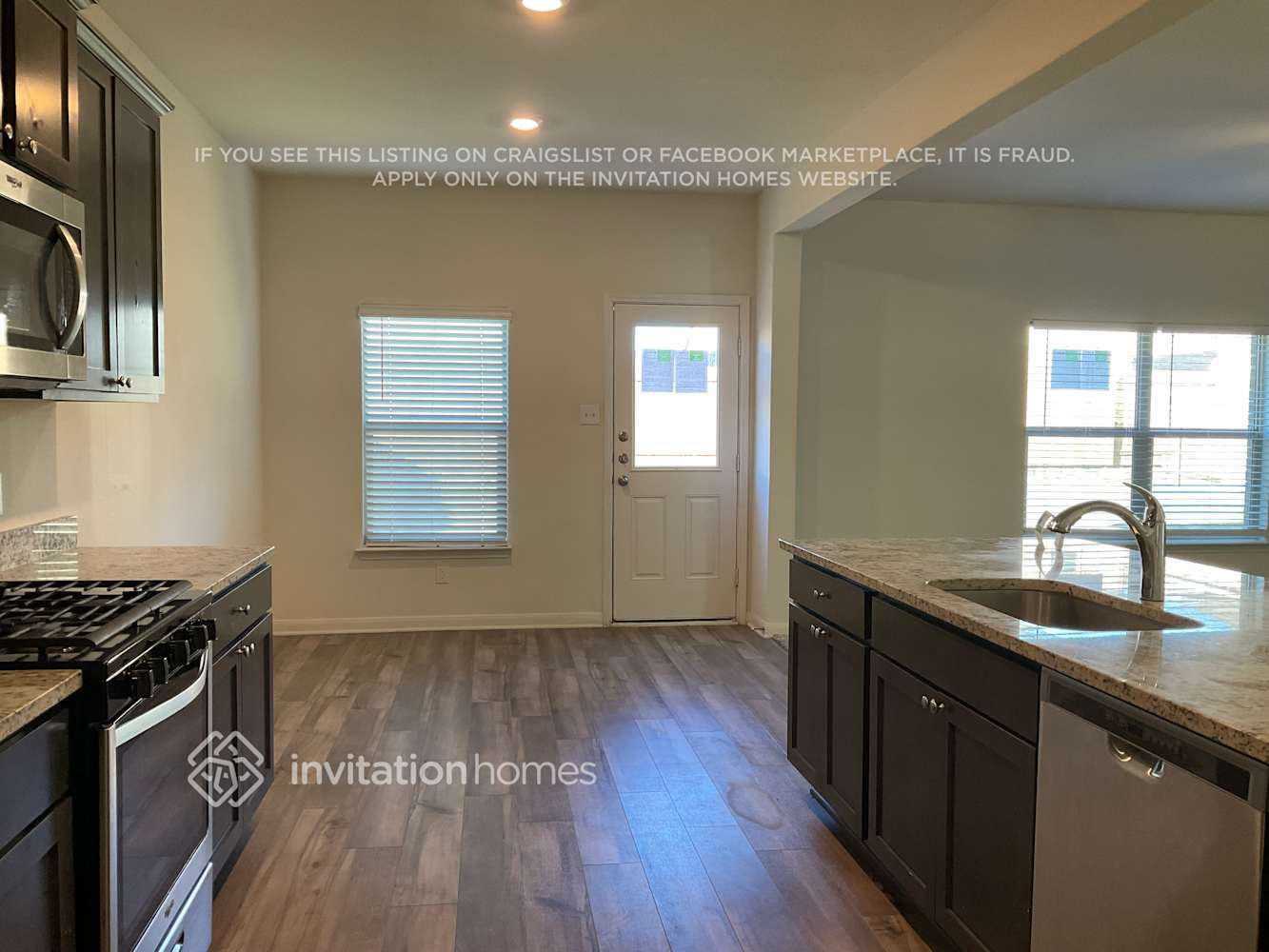 Building Photo - 3125 Angus Dr