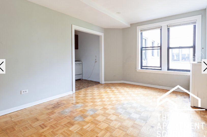 Building Photo - 739 W Belmont Ave