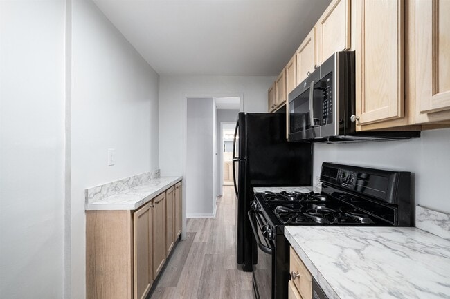 Building Photo - 6040 JFK Blvd E